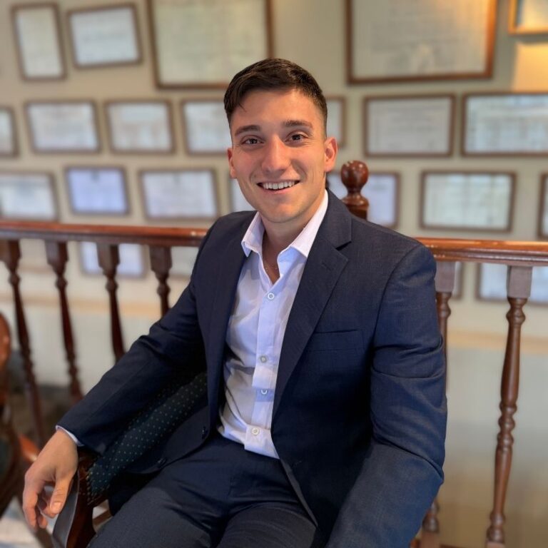 Lic. Lucas A Conde MBA